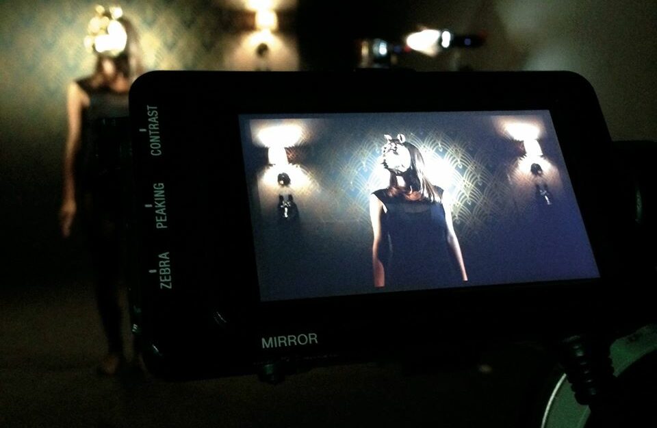 direction artistique clip Worried Mind – création graphique Rouge Poisson